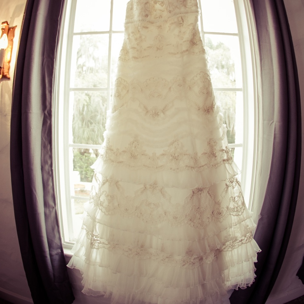 Wedding Gown - Picture 2 of 4